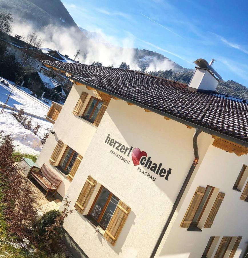 Herzerl-Chalet Appartements Flachau Esterno foto